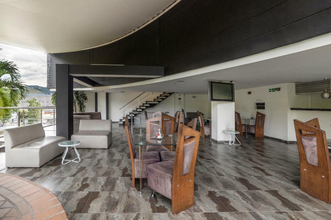 Ayenda 1236 Platinum Plaza Hotel Medellín Kültér fotó
